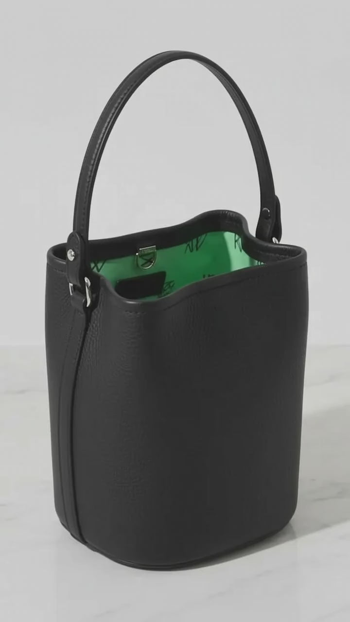 THE Bucket Bag